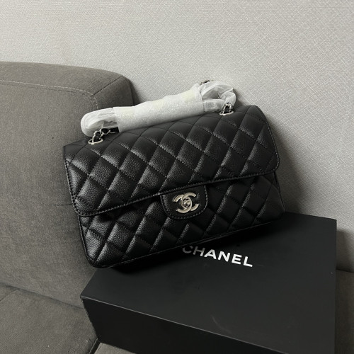 🤴🏻  #샤넬   클래식 플랩백 🤴🏻재입고 완료🤴🏻