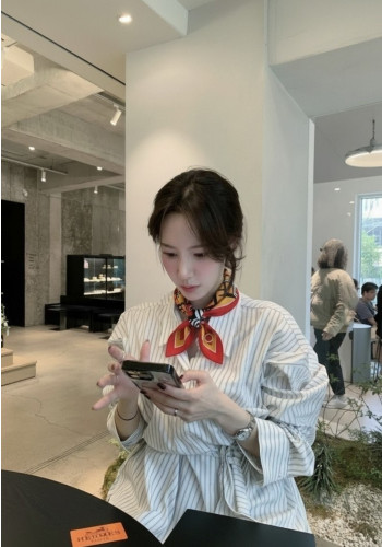 💕 에*** 홀스 레드 스카프