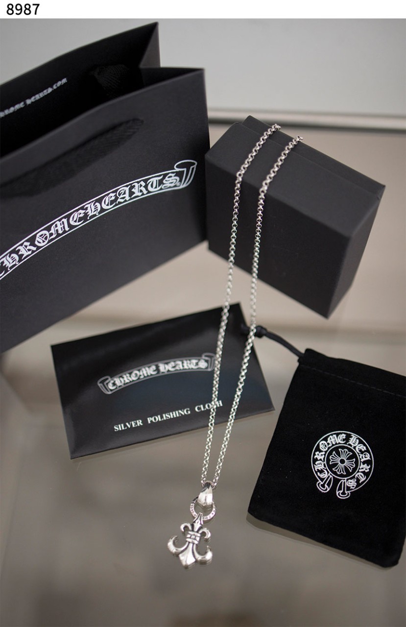 #크롬하츠 [Chrome Hearts] 크롬하츠 BS플레어 라지 베일 펜던트 목걸이 신상입고💢 #목걸이 #8987