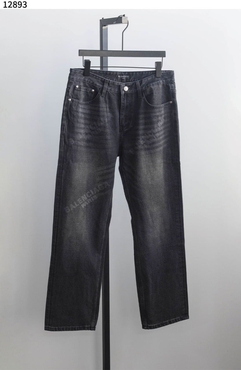 #발렌시아가 [BALENCIAGA] 워싱 데님 팬츠 블랙 신상입고💢 #하의 #팬츠 #12893