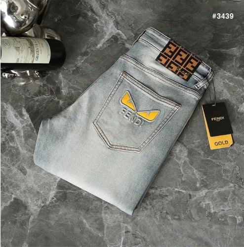 🍀 [FENDI] 팬디 몬스터 아이 엠보로고 워싱 데님 팬츠 🍀