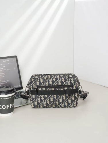 💕 디* 크로스백