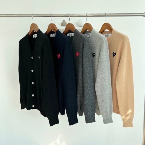 꼼데가르송 하트 와펜 울 V넥 가디건