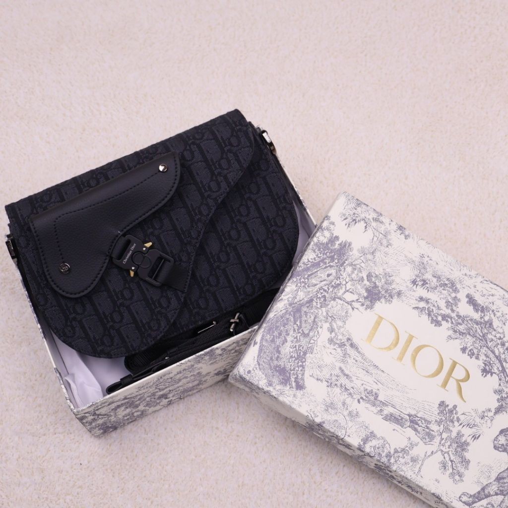 디올 5204 오블리크 새들 스트랩 숄더백 (가방)