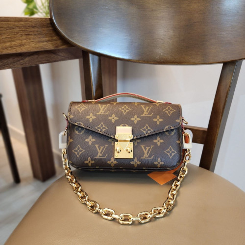 #RT #루이비통 메티스백 이스트웨스트 모노그램