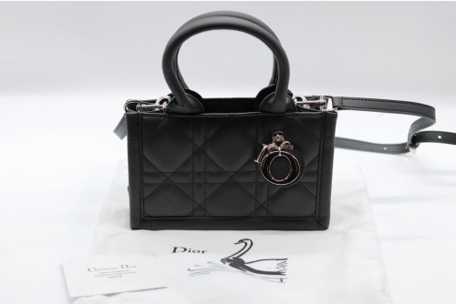 #PY #디올 까나쥬 레이디 크로스백