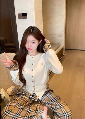 💕 버** 체크 포인트 라운드 가디건 ➡️수입풀