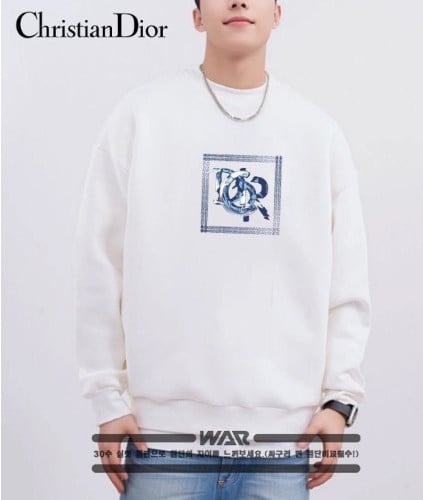 💕 디* BOX 물감 로고 패턴 밍크양기모 티셔츠