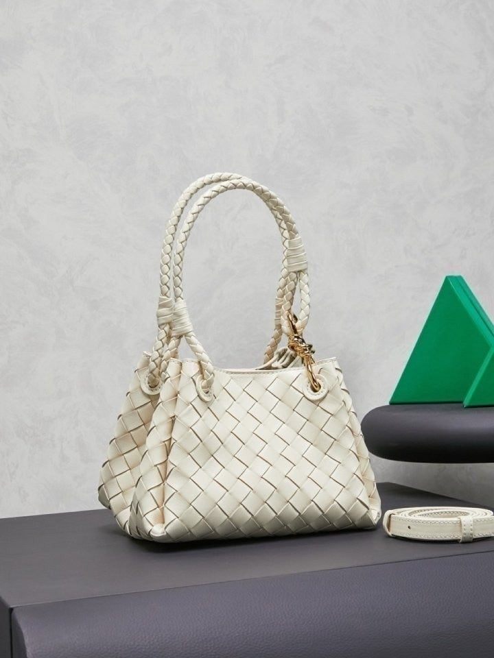 💕 보** 파라슈트 화이트