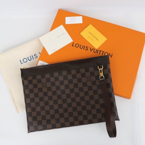 👹루이비통 M62291 포쉐트 클러치👹