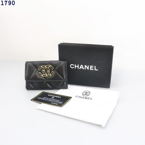 👹샤넬 19 똑딱이 카드 지갑 블랙👹