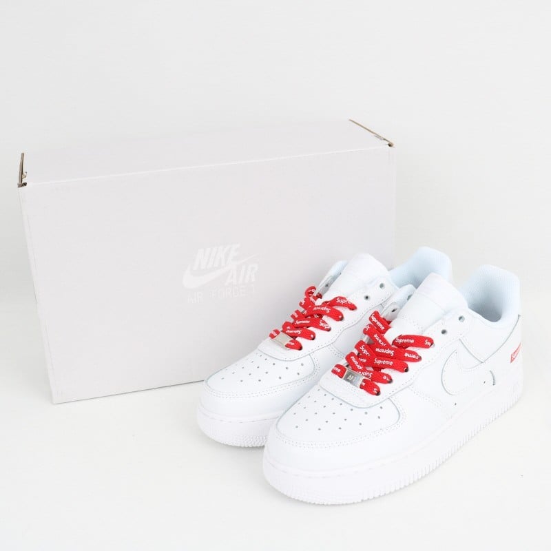 👹나이키 x 수프림 에어포스 1로우 (화이트)👹