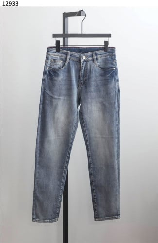 #프라다 [PRADA] 레더패치 로고 워싱 데님 팬츠 신상입고💢 #하의 #팬츠 #12933