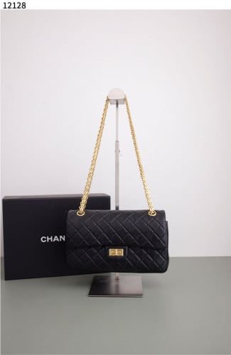 #샤넬 [Chanel] 빈티지 카프스킨 2.55 플랩 백 신상입고💢 #가방 #12128