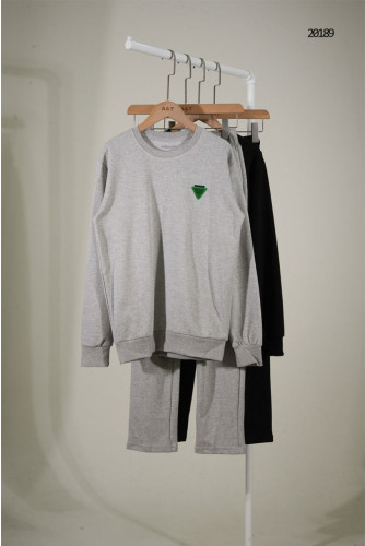 🔆 [Bottega Veneta] 보테가베네타 그린 트라이 앵글 패치 로고 상하의 셋 🔆