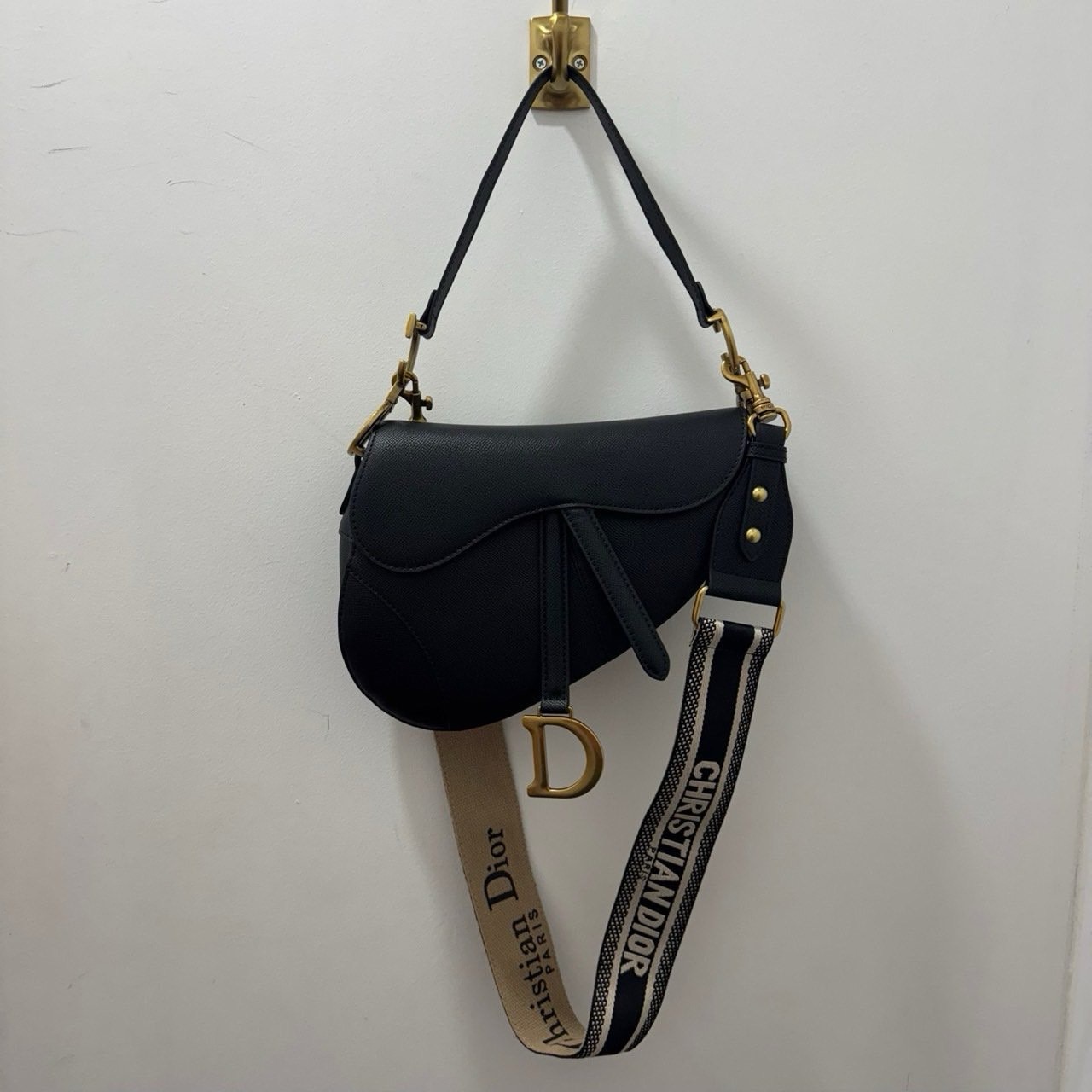 🤴🏻 #디올 (D*or) 새들 스트랩팩🤴🏻