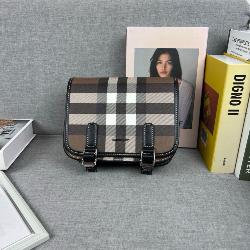 🤴🏻 #버버리  알프레드 메신져 백🤴🏻