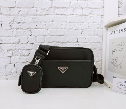 💕 프** 고급 리나일론 크로스백 블랙 2VH048 2DMH F00021