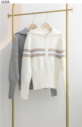 #디올 [Christian Dior] 알프스 모크넥 가디건 신상입고💢 #상의 #니트 #12228