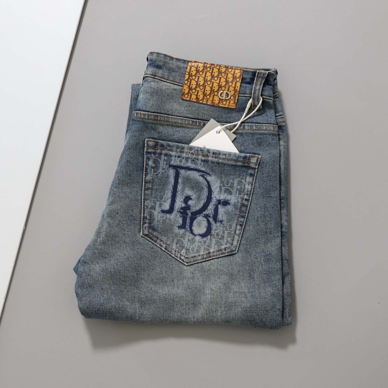 #디올 [ D*OR ] 수입 스트레이트 레그 진 입고💢 #청바지 #팬츠 #남성하의