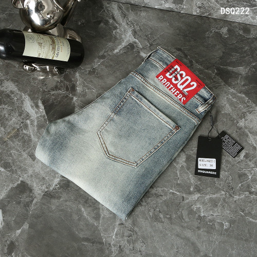 #디스퀘어드2 [ DQ² ] 수입 브로더스 워시 데님팬츠 입고 💢 #남성하의 #청바지