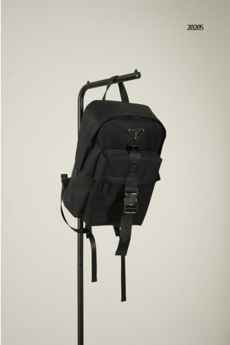 🔆 [PRADA] 프라다 삼각로고 리나일론 버클 백팩 🔆