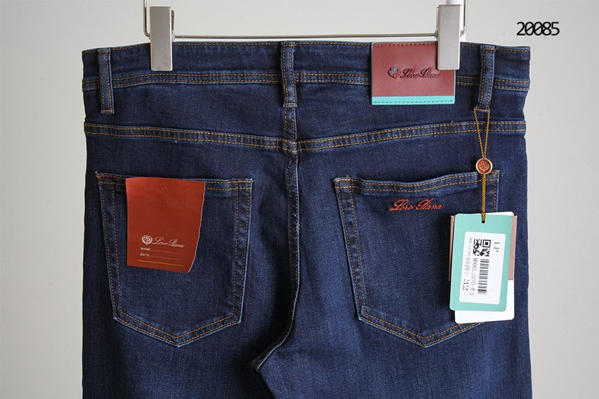 🔆 [Loro Piana] 로로피아나 레더패치 포켓로고 데님팬츠 🔆