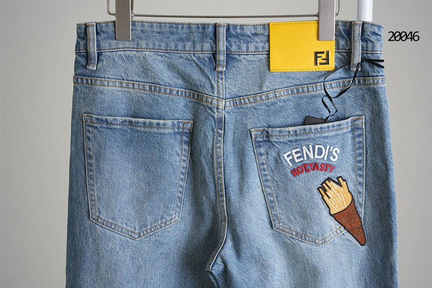 🔆 [FENDI] 펜디 아이스크림 콘 패치 데님 팬츠 🔆