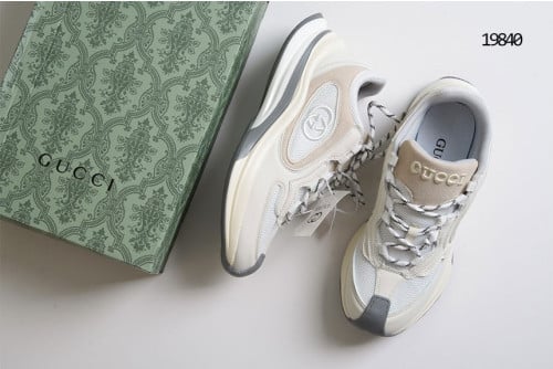 🔆[GUCCI] 구찌 남성 GG 런 스니커즈 화이트 🔆