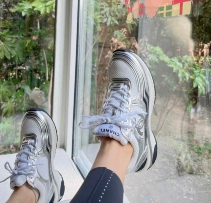 크루즈 CC로고 화이트/실버 스니커즈.