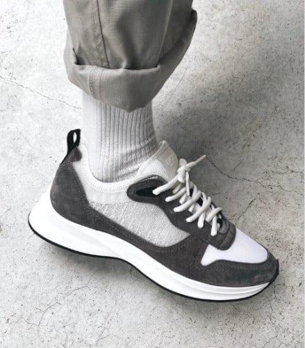 디V B25 러너 스니커즈 그레이