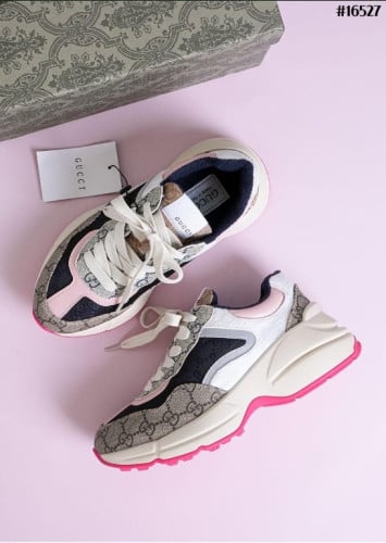 🔆[GUCCI] 구찌 GG 라이톤 레더 스니커즈 핑크베이지 🔆