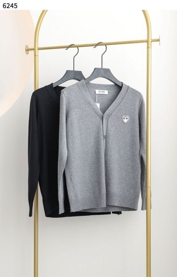 💕 꼼* 화이트 와펜 브이넥 가디건