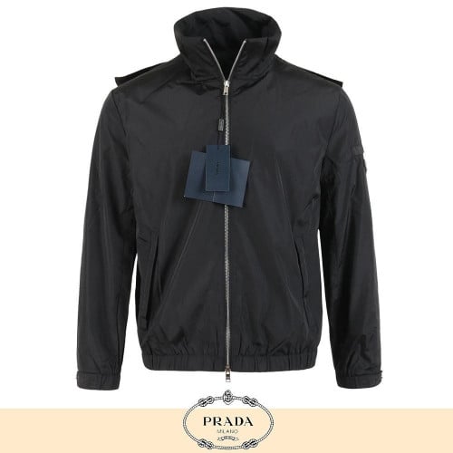 💕 프** 클래식 블랙삼각로고 빅후드 바람막이