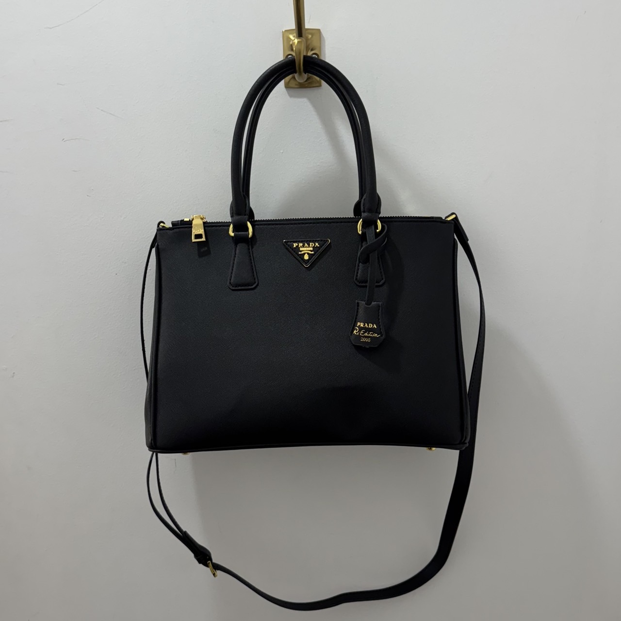 🤴🏻 #프라다  삼각로고 사피아노 토트백🤴🏻