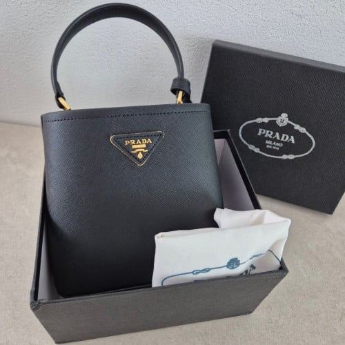 #두블레파니에사피아노미니버킷백 (풀박스)