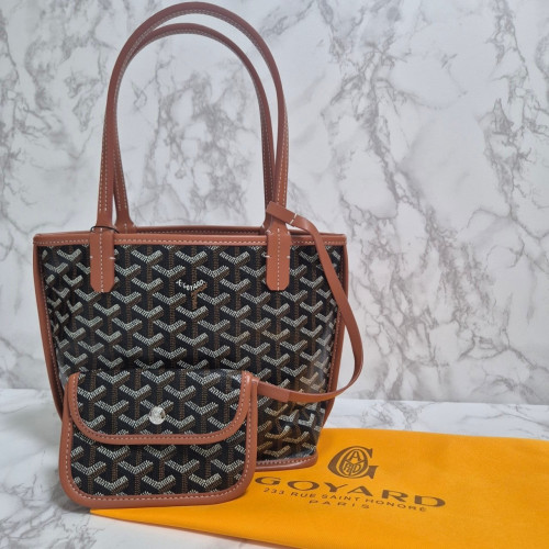 #앙주미니 (콤비)