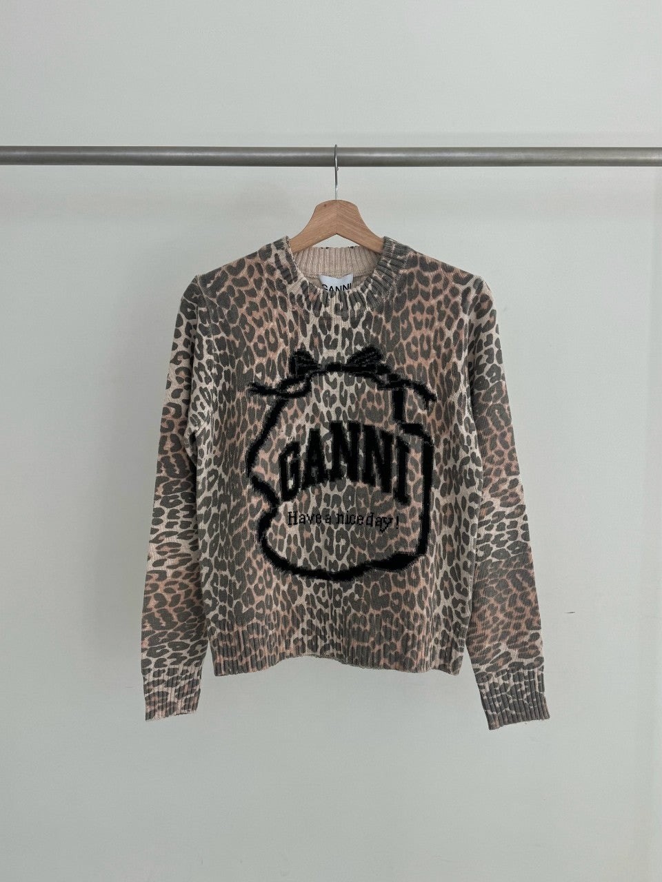 여성 레오파드 로고 니트 GA-184
