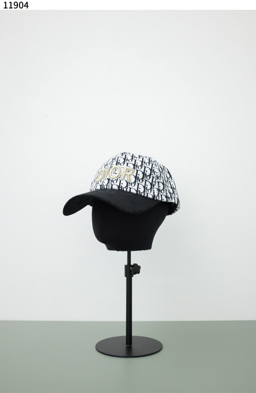 #디올 [Christian Dior] 오블리크 볼캡 신상입고💢 #모자 #11904