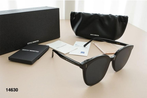 🔆 [GENTLE MONSTER] 젠틀몬스터 고퀄 남여공용 'MY MA' 선글라스🔆