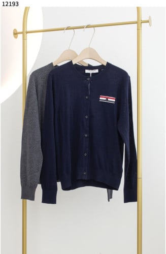 #톰브라운 [Thom Browne] 트리밍 니트 라운드 가디건 신상입고💢 #상의 #니트 #12193