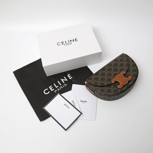 👹셀린느 퀴르 트리옹프 베사체👹