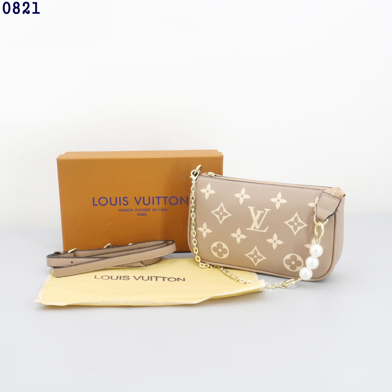 👹루이비통 미니 포쉐트 숄더백 베이지👹