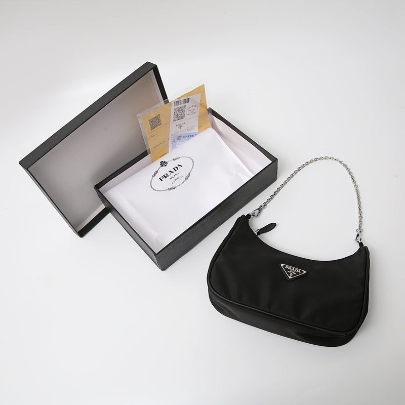👹프라다 7704 리나일론 숄더백👹