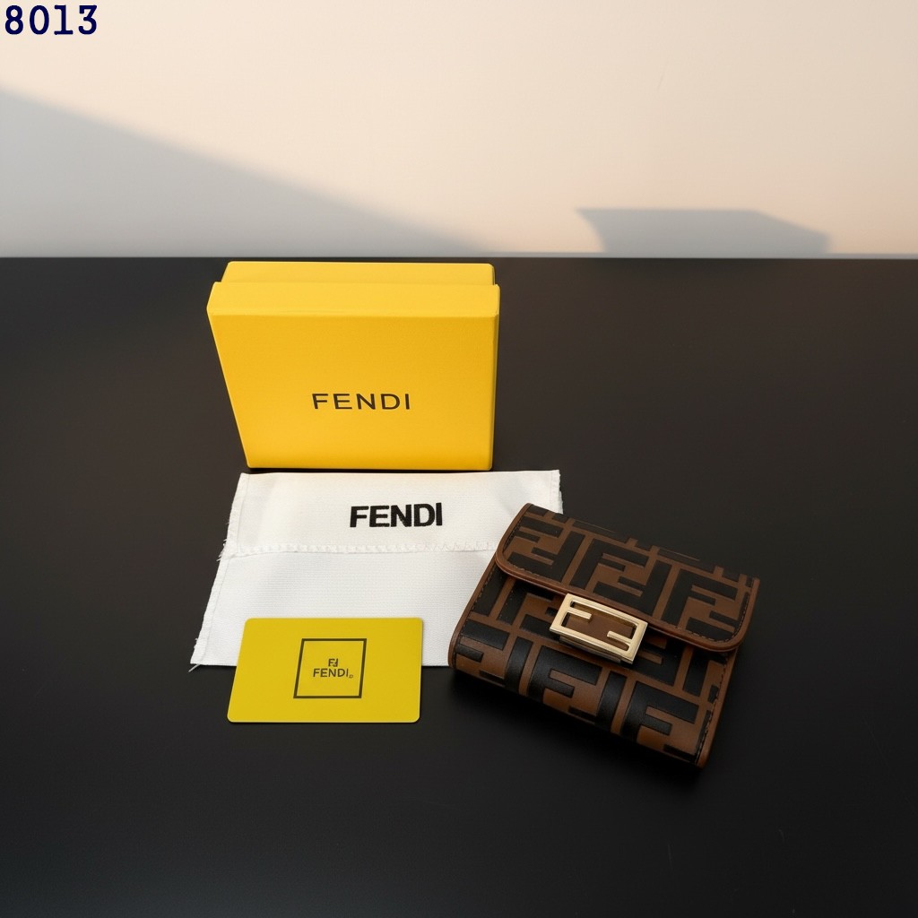 👹펜디 FF로고 레더 반지갑👹