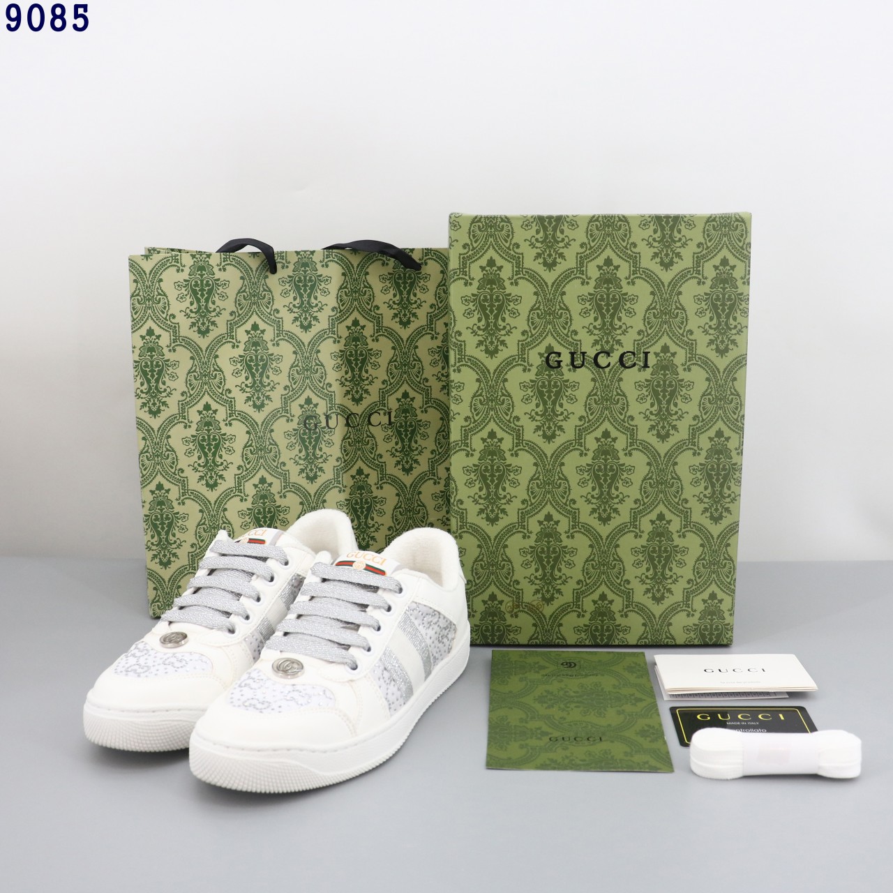 👹구찌 GG 스크리너 임벨리시드 레더 스니커즈👹