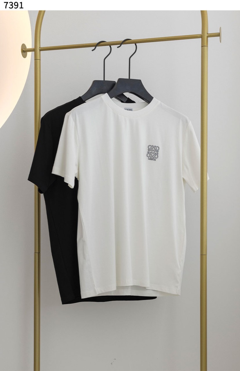 #로웨 [LOEWE] 로에베 아나그램 로고 자수 반팔 티셔츠 신상입고💢 #상의 #티셔츠 #7391