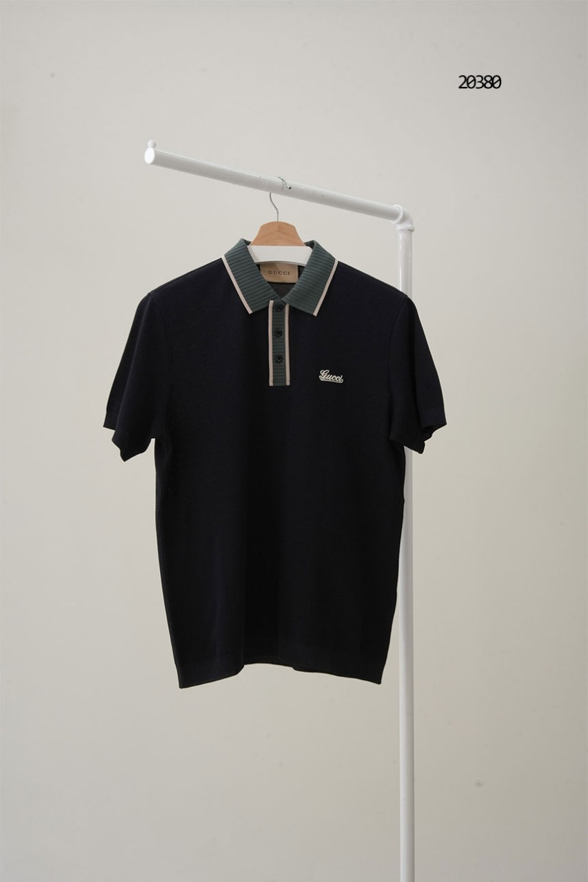 🔆[GUCCI] 구찌 로고 자수 배색 카라 반팔 티셔츠 🔆