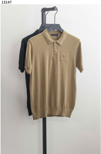 #루이비통 [Louis Vuitton] LV로고 엠보 스티치 니트 반팔 카라티 신상입고💢 #상의 #니트 #13147