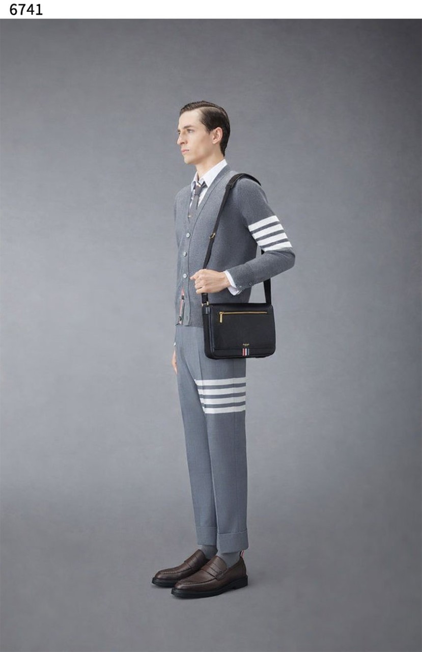 #톰브라운 [THOM BROWNE] 수입프리미엄급 페블그레인 클래식 윙팁 슈즈 신상 입고💢 #태그 #신발 #6741